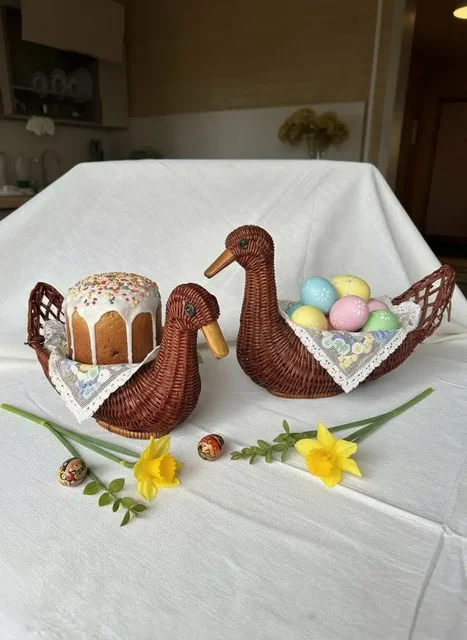 Винтажные хлебные корзины в виде уточек для пасхального декора - Пасхальный декор в Мытищи
