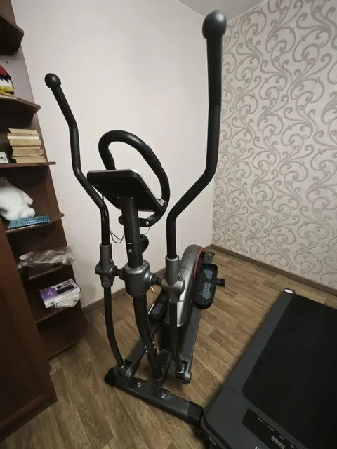 Эллиптический тренажер CardioPower Е200 - Рыбалка в Мытищи