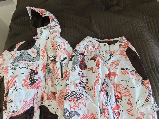 Продам лыжи с полным комплектом - Инструменты в Мытищи