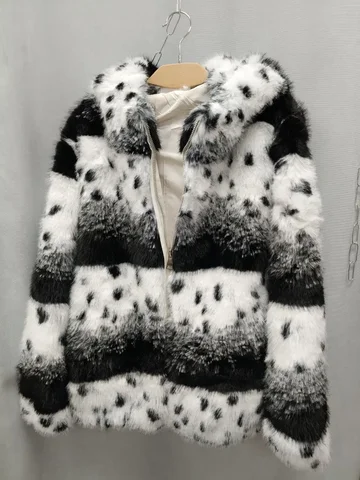 Женская меховая куртка с капюшоном размер 52 - Ветровки в Мытищи