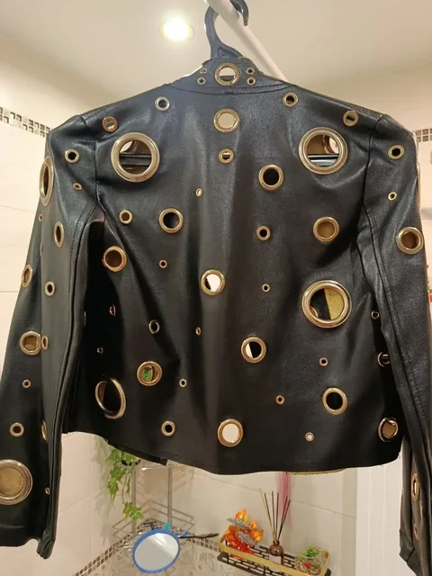 Куртка ЭКО-кожа размер 42-44 для стройной девочки - Ветровки в Мытищи