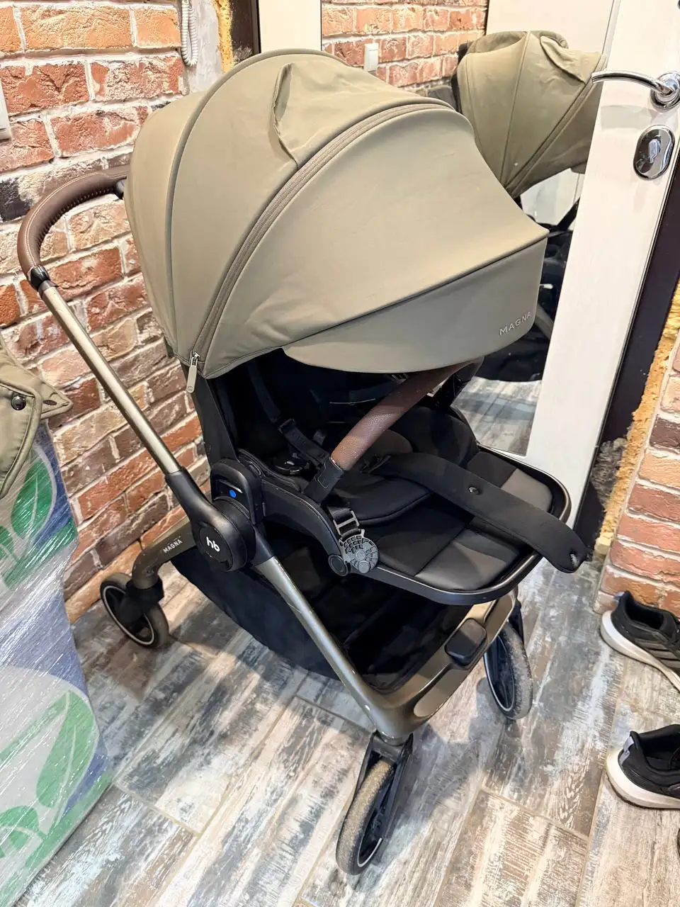 Продажа прогулочной коляски Happy Baby Magna - Коляски (Товары для детей) в Мытищи