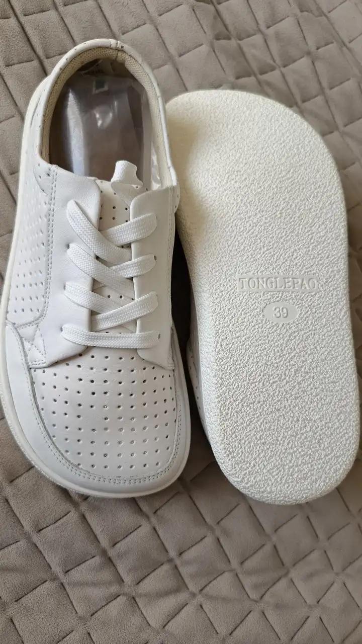 Кроссовки новые 39 размер - Обувь (Одежда) в Мытищи