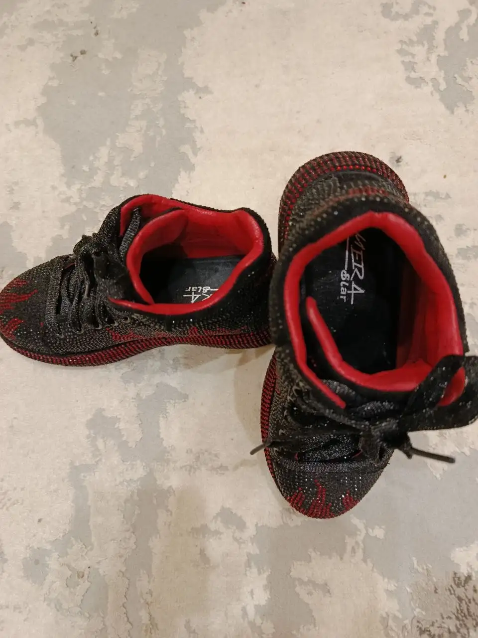 Нарядные кроссовки 36 размер, состояние как новое - Барахолка в Мытищи