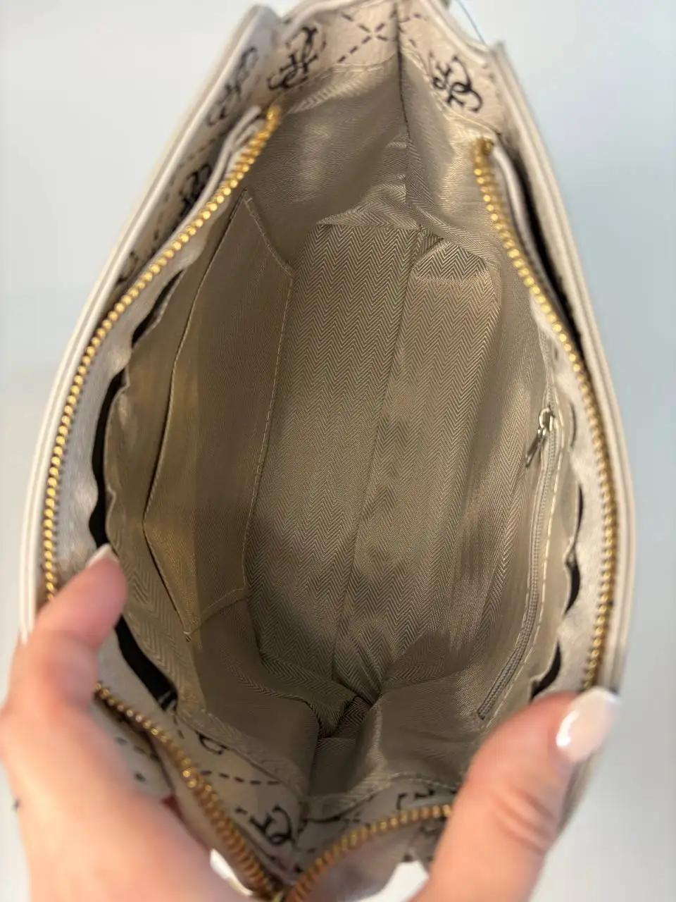 Продам новую сумку из эко кожи - Сумки (Одежда) в Мытищи