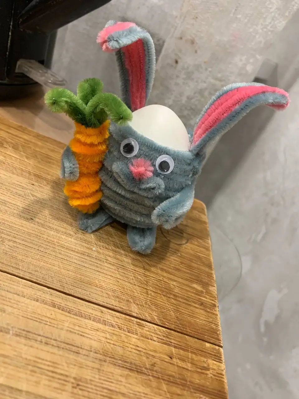 Продам старый диван и шкаф - Мебель (Для дома и дачи) в Мытищи