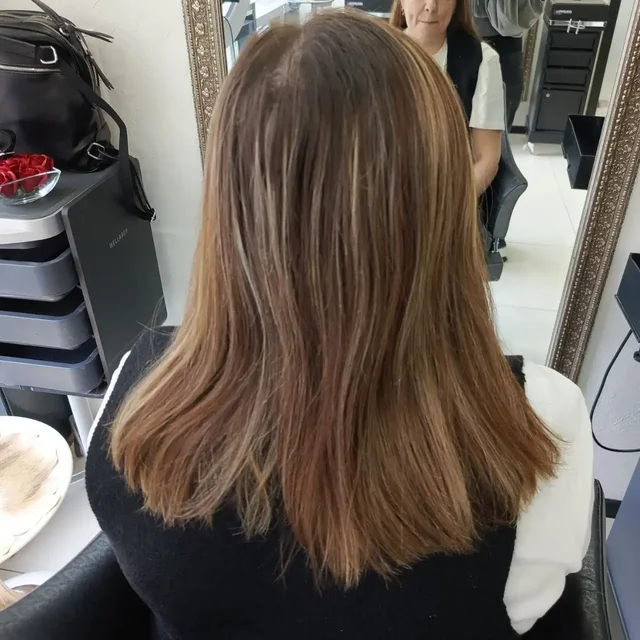 Салон Айлин, мастер колорист Оксана в Мытищах - Образование в Мытищи
