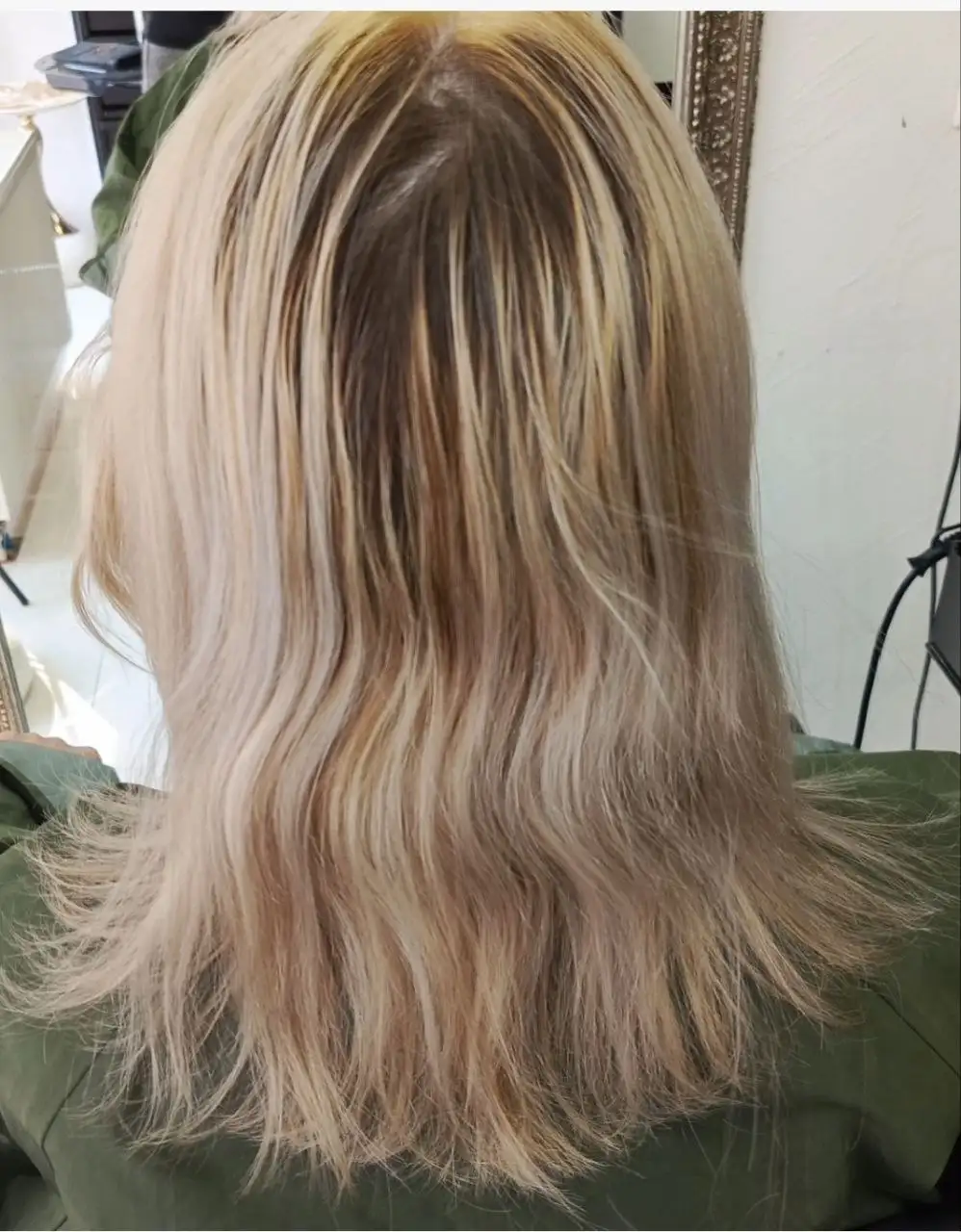 Салон Айлин, мастер колорист Оксана в Мытищах - Парикмахерские услуги (Услуги) в Мытищи