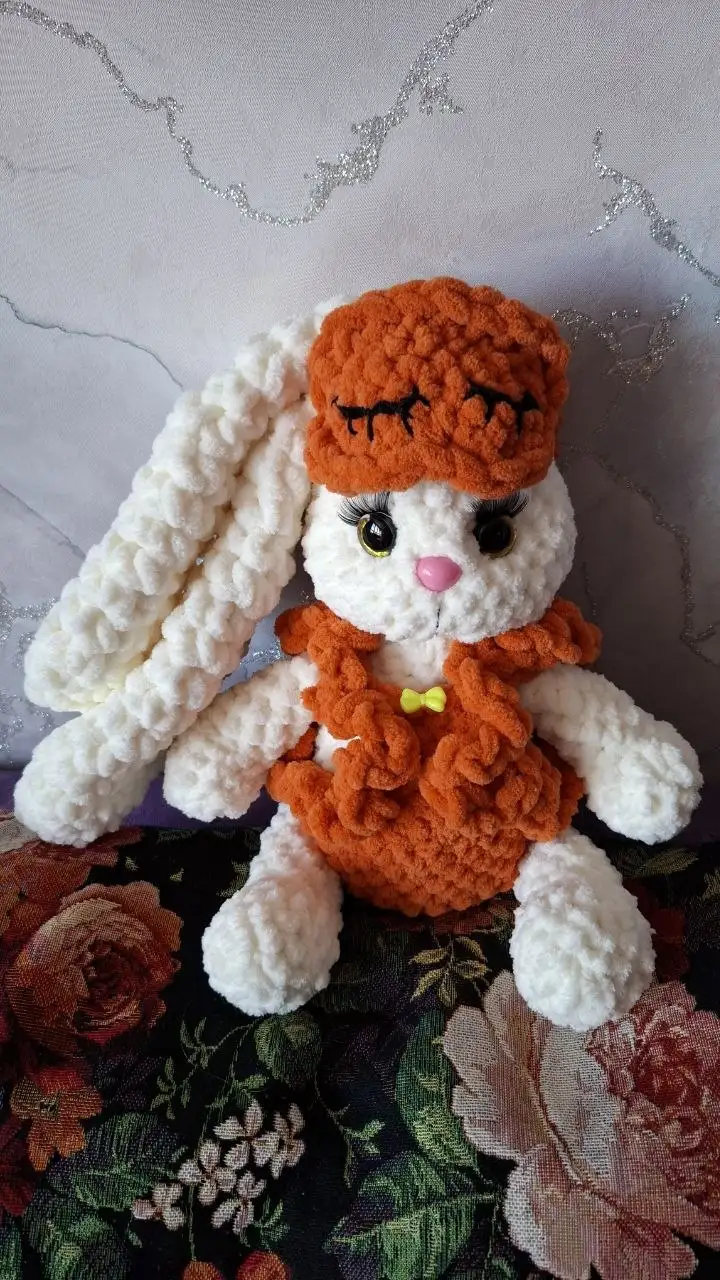 Продажа кролика с одеждой - Кролики (Животные) в Мытищи