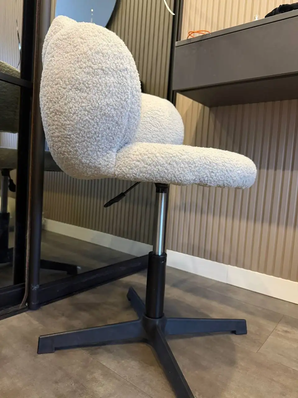 Новый стул из букле с регулируемой высотой - Барахолка в Мытищи