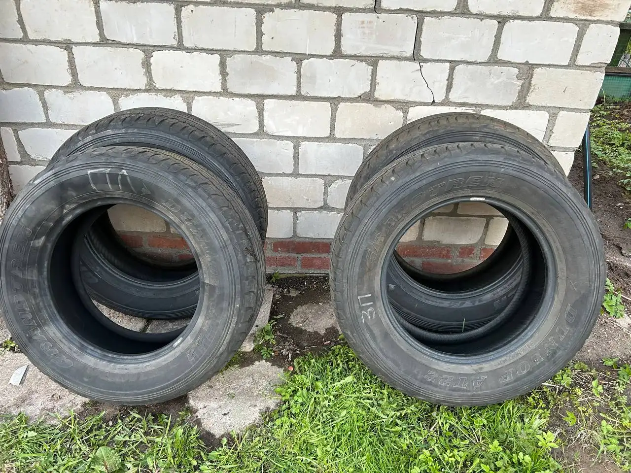 Японские летние шины Dunlop 200 - Шины (Авто) в Мытищи