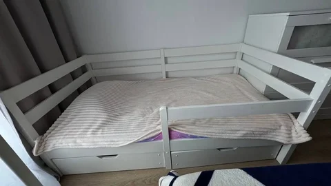Продам детскую кровать 160х80 - Одежда для беременных и кормящих в Мытищи