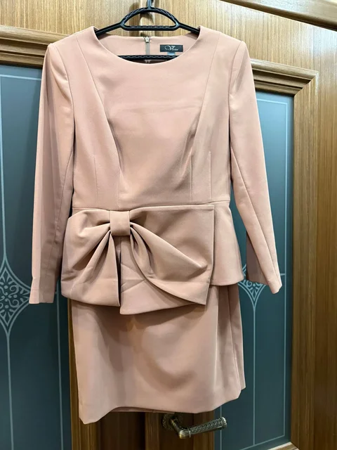 Продам платья и костюм - Женская одежда в Ивантеевка