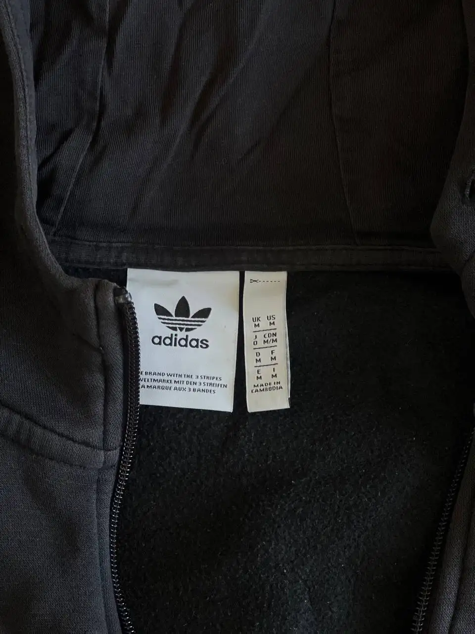 Кофта Adidas оригинал, размер М - Верхняя одежда (Одежда) в Мытищи