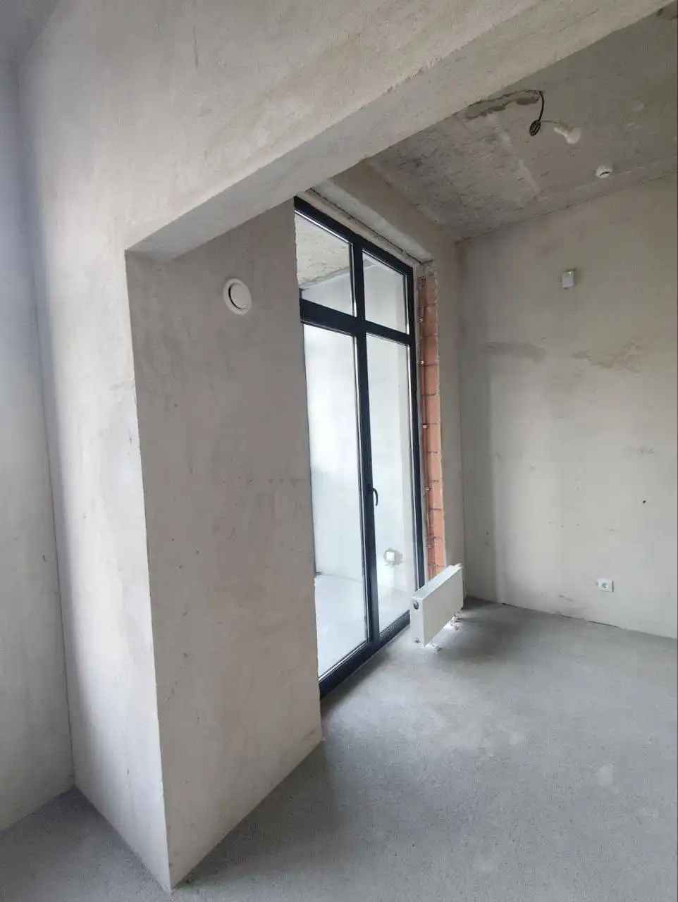 Квартира-студия в Светлогорске с лоджией - Квартиры (Недвижимость) в Светлогорск