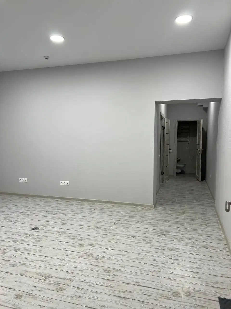 Продажа коммерческого помещения 53 кв от собственника - Коммерческая недвижимость (Недвижимость) в Калининград