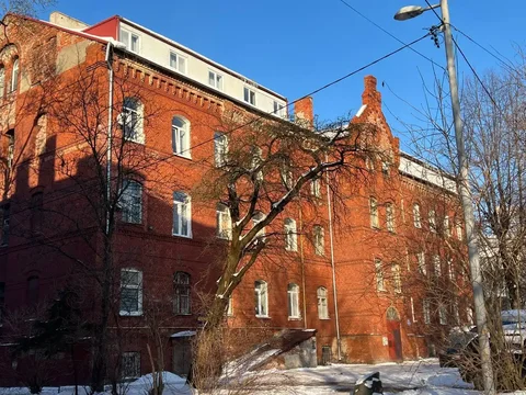 Продается 3-комнатная квартира в историческом центре Калининграда - Недвижимость в Калининград