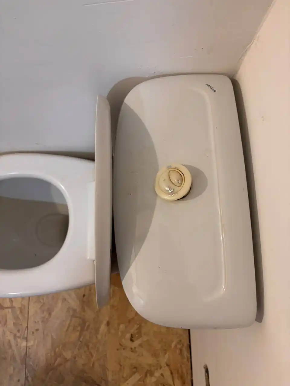 Продается унитаз Santek - частное объявление в Уфа