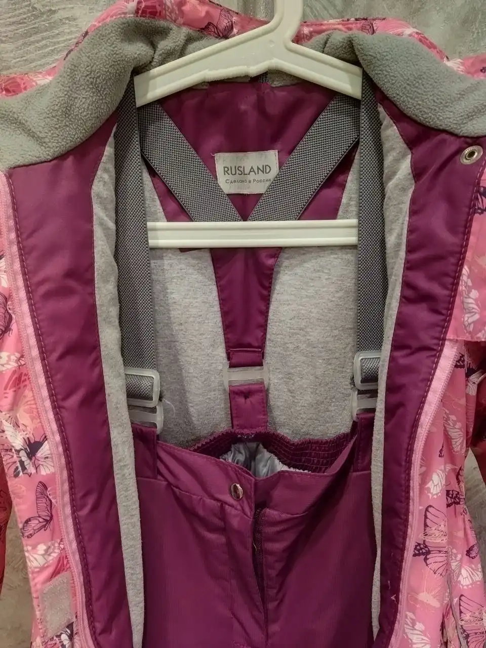 Осенний комплект куртка + комбинезон размер 128