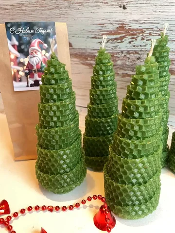 Свечи-елочки из натуральной вощины с открыткой - частное объявление в Уфа