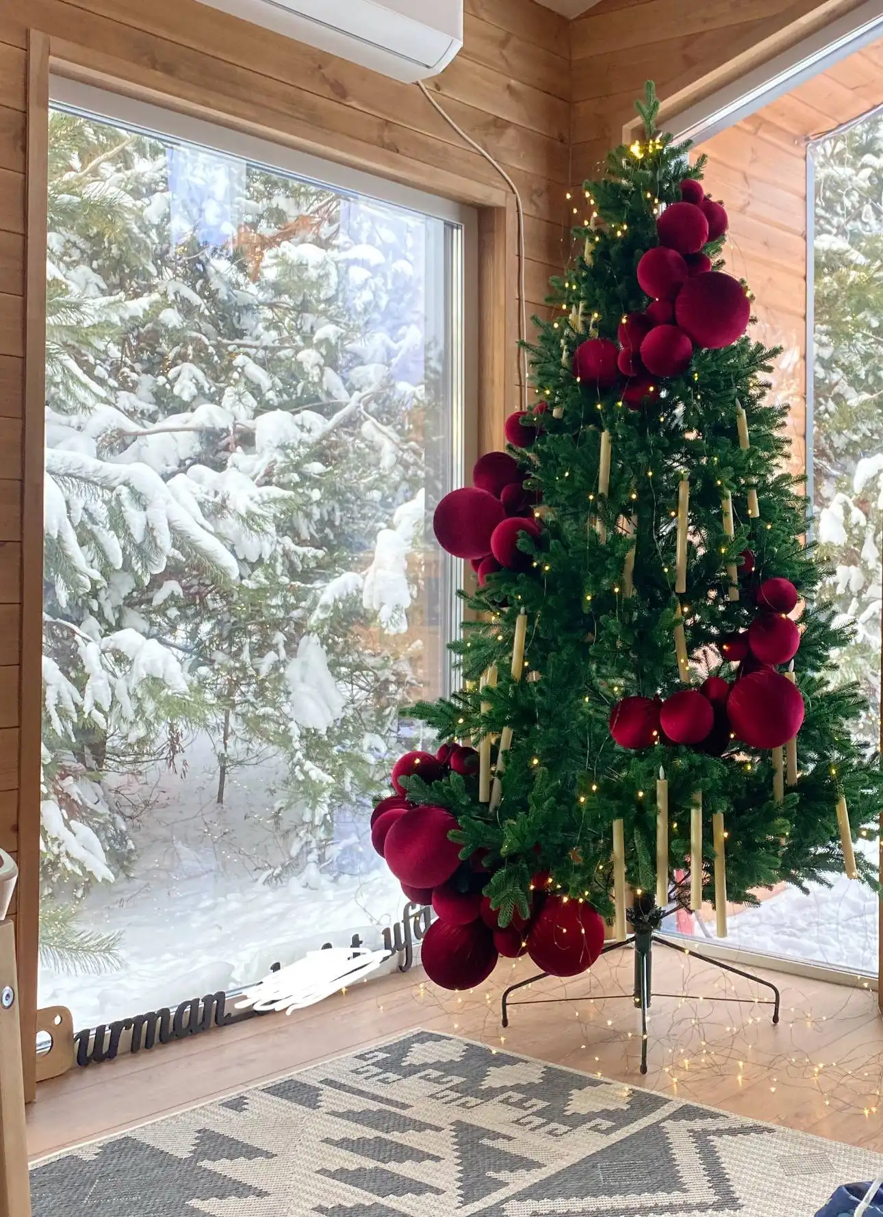 Домик с панорамными окнами и проектором в Уфе