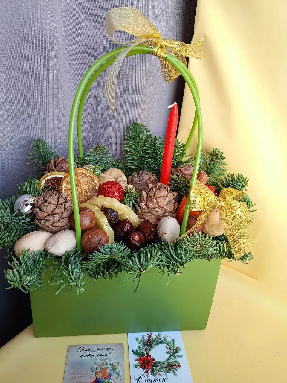 Предзаказ новогодних букетов и наборов в Уфе