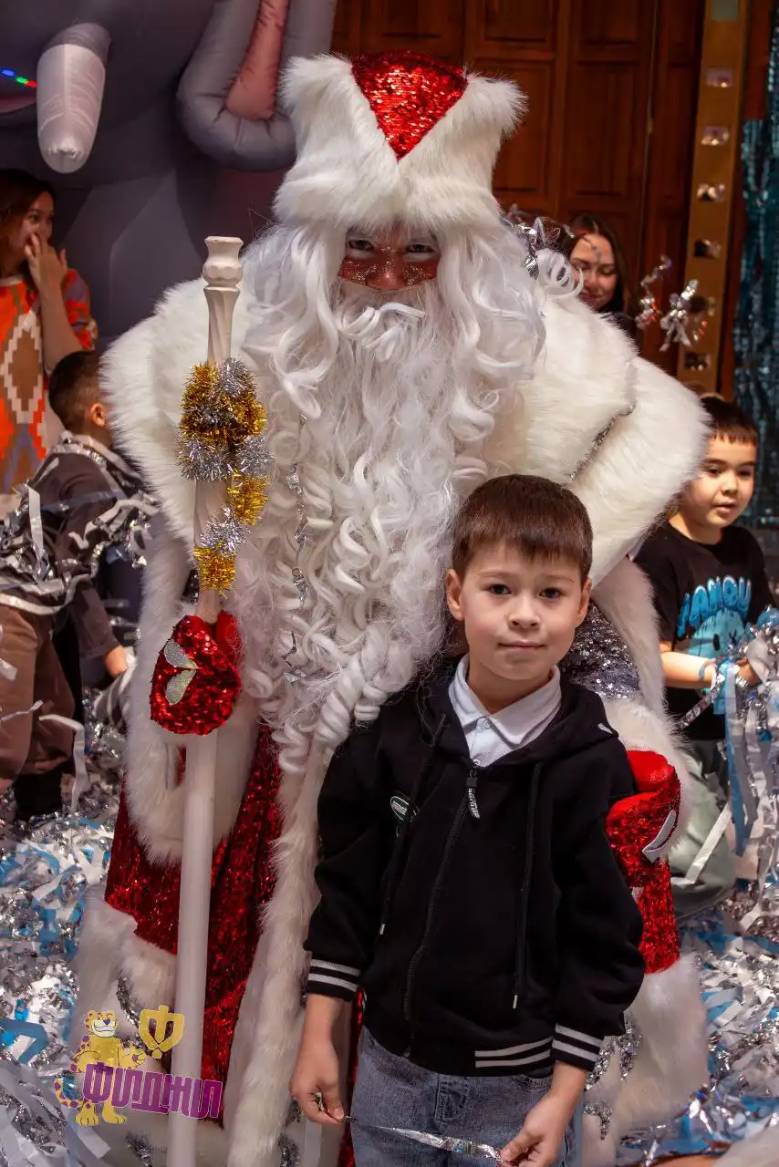 Услуги Деда Мороза для детей в Уфе