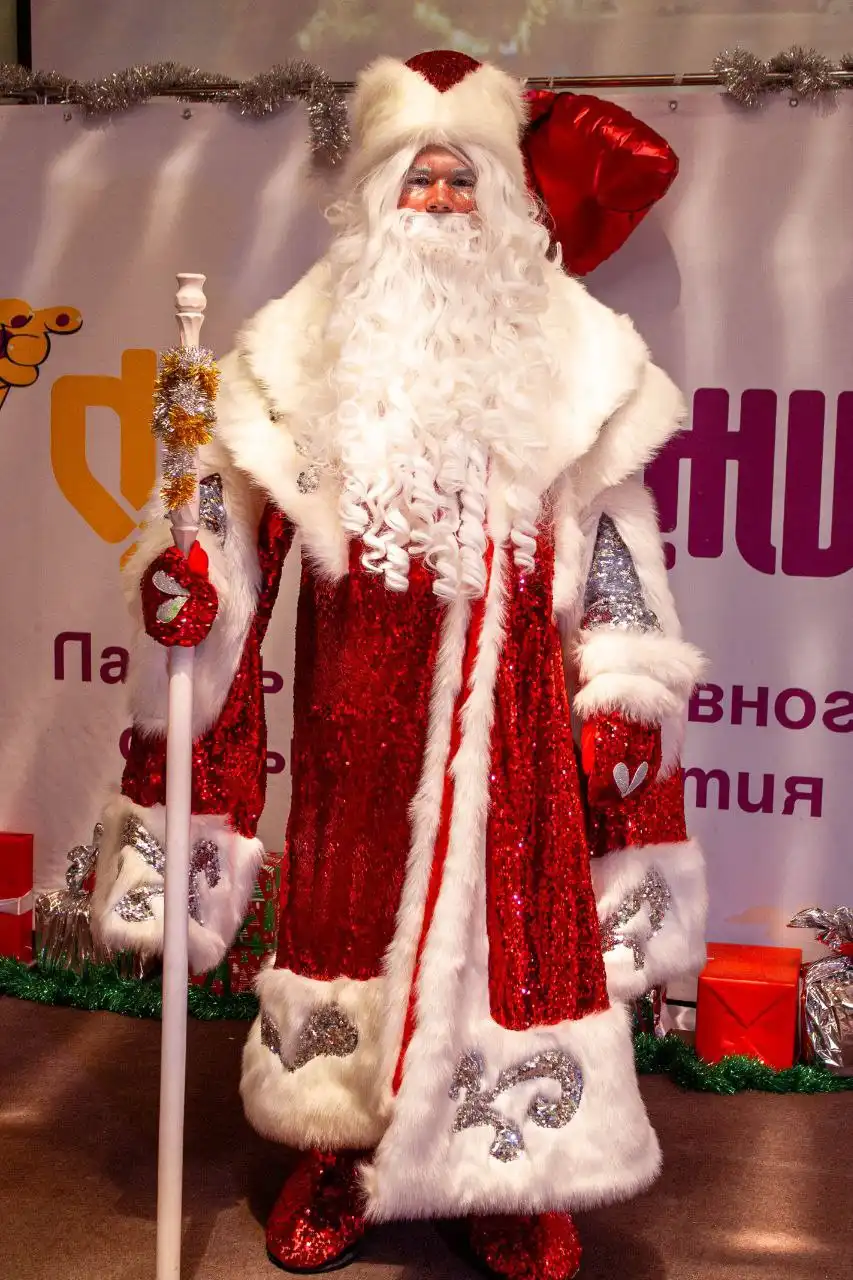 Услуги Деда Мороза для детей в Уфе
