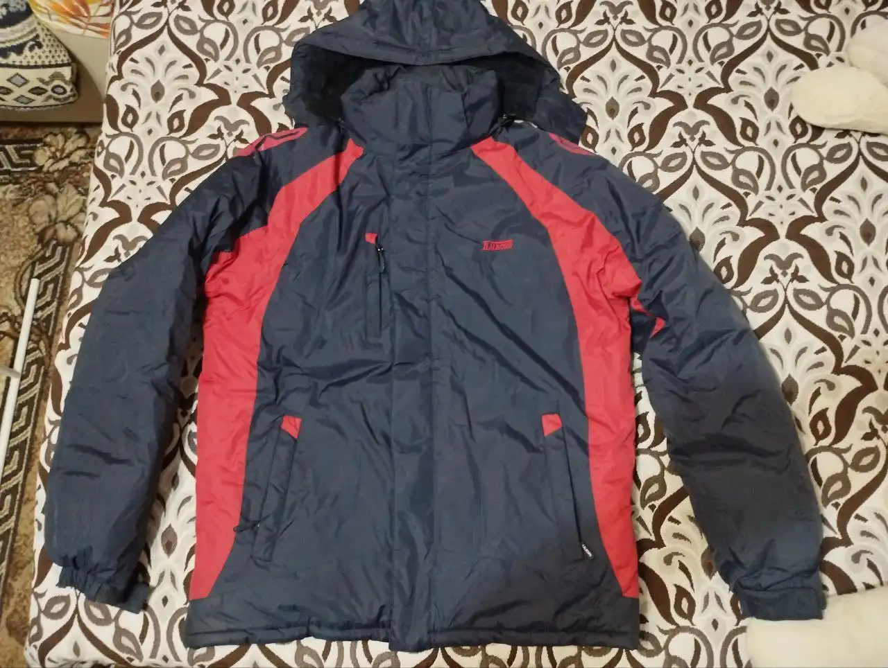 Новая зимняя куртка размер 50-52 - Верхняя одежда (Одежда) в Уфа