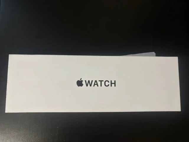 Продажа Apple Watch SE 2 40mm Sport Band (S-M) - Электроника в Уфа