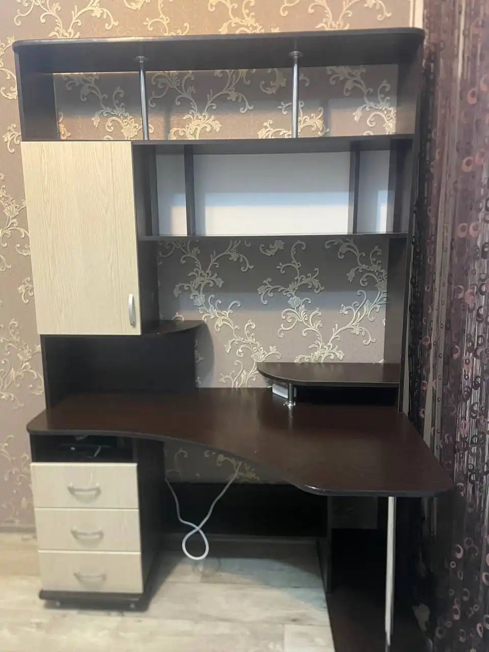 Стол компьютерный в хорошем состоянии - Барахолка в Уфа