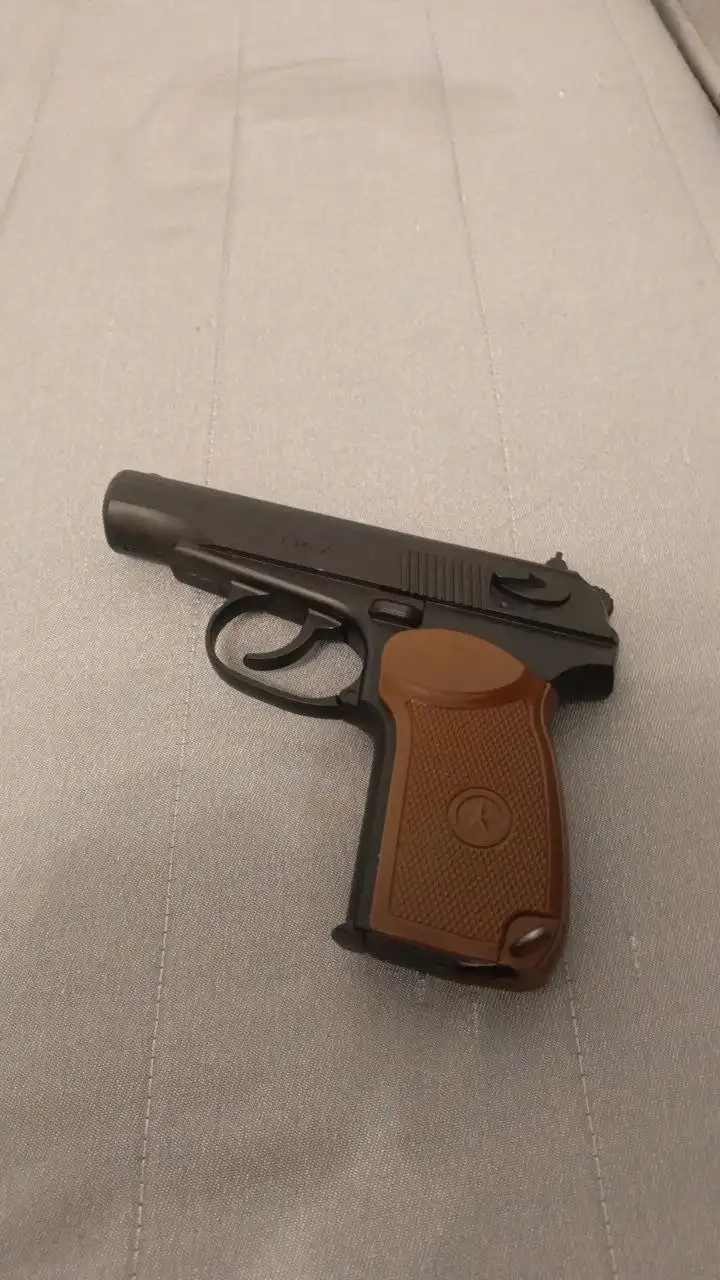 Пневматический пистолет в отличном состоянии - Пневматическое оружие (Хобби и отдых) в Уфа