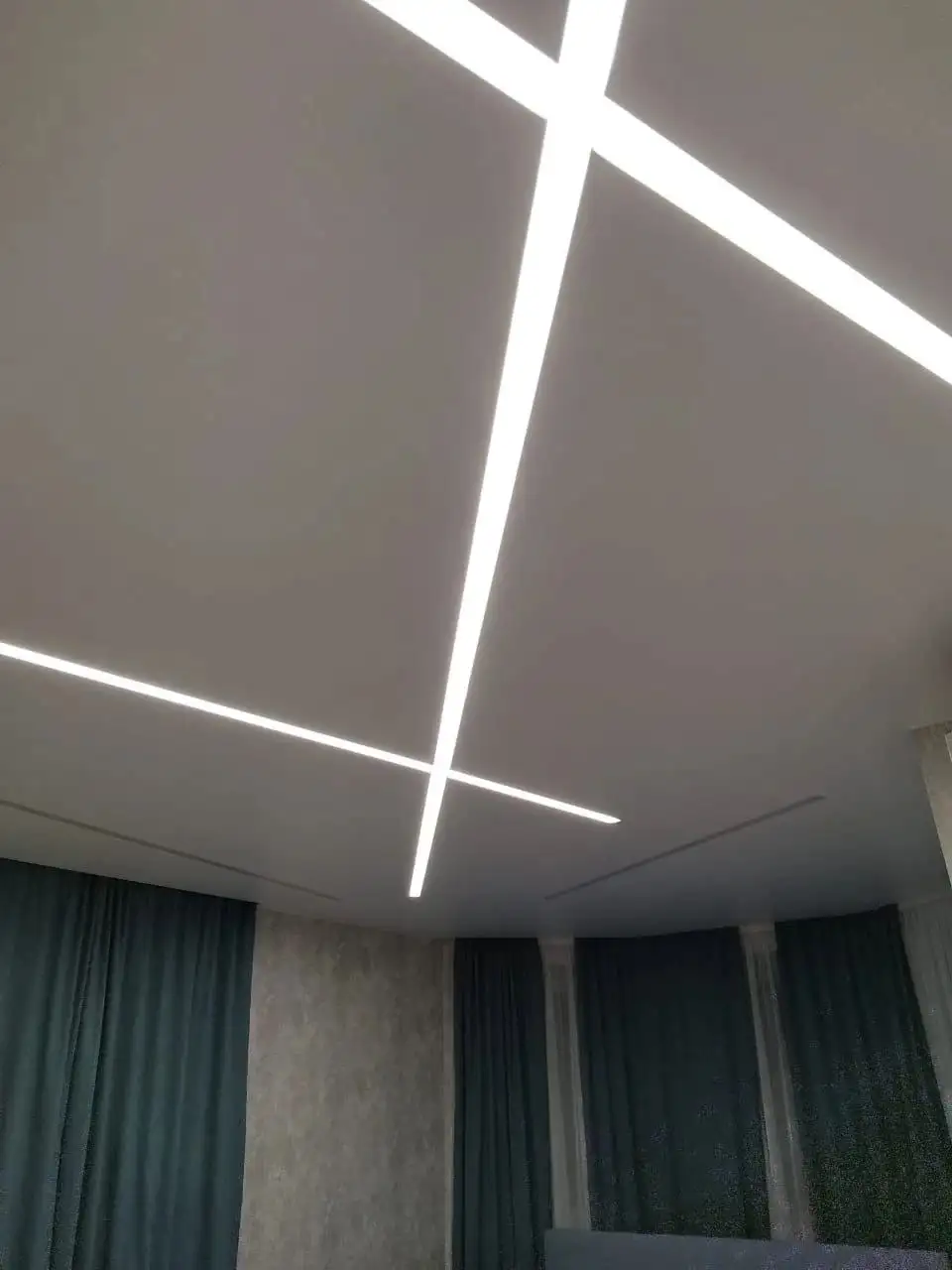 Услуги по установке натяжных потолков - Ремонт и отделка (Услуги) в Уфа