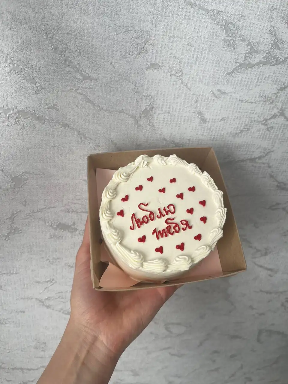 Бенто-тортик клубнично-ванильный с шаром-сердцем - Кондитерские изделия (Барахолка) в Уфа