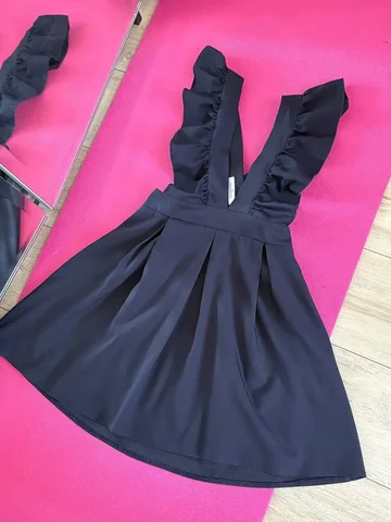 Школьный сарафан в отличном состоянии - Футболки в Уфа