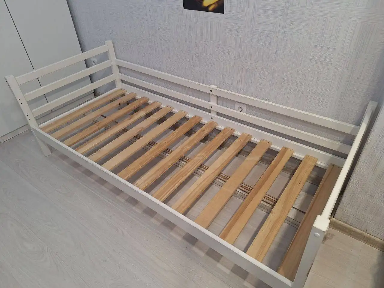 Продам 2 кровати с матрасами в идеальном состоянии - Мебель (Для дома и дачи) в Уфа