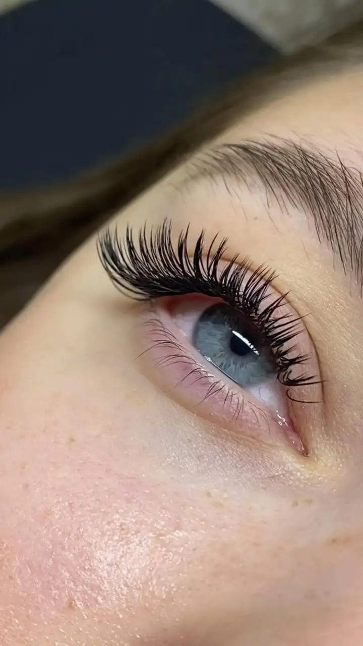 Наращивание ресниц в Ярком - Красота (Услуги) в Уфа