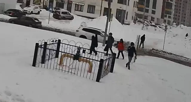 Инцидент с детьми в Ярком районе Уфы - Сырье и материалы в Уфа