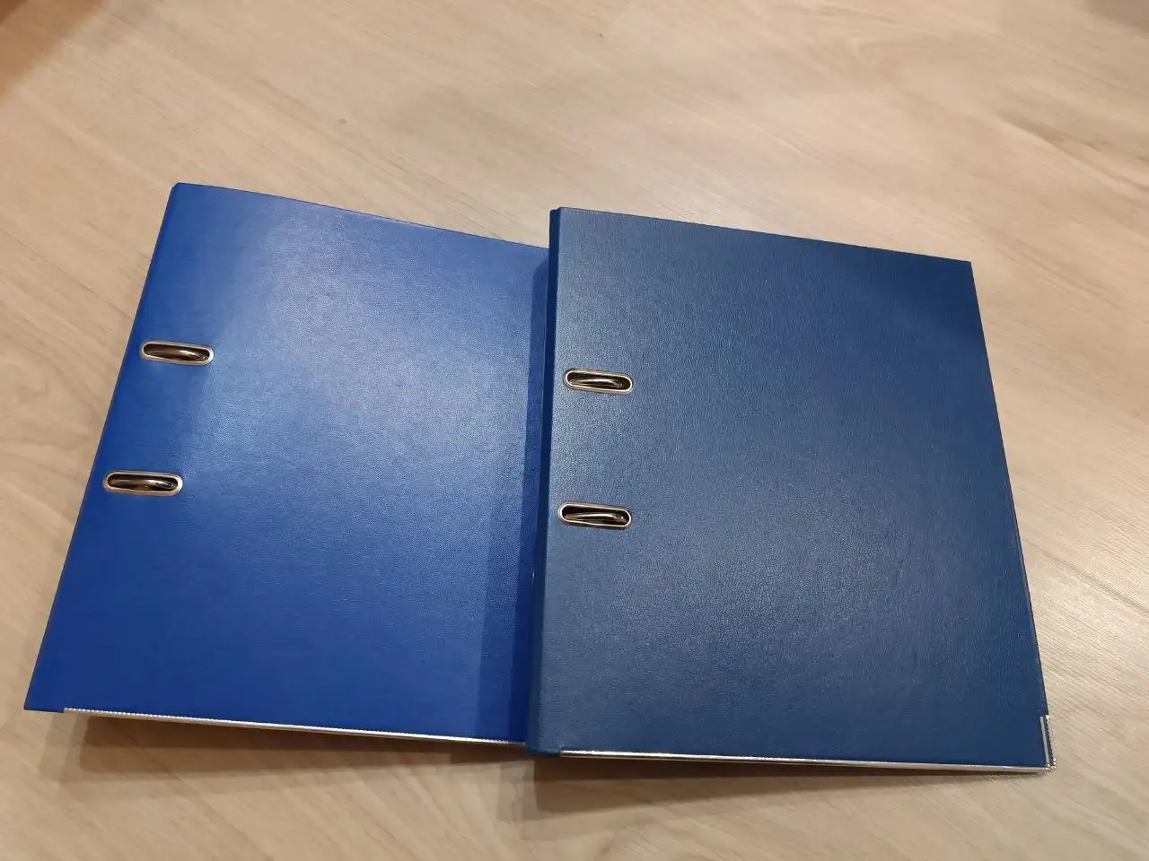 Продам 2 новые папки - Барахолка в Уфа