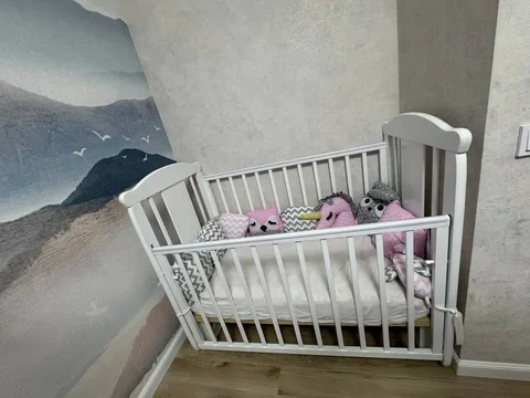 Продается детская кроватка с маятником и комплектом - Автокресла и автолюльки в Уфа