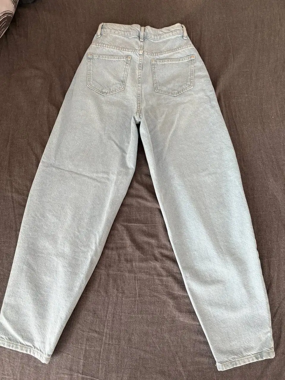 Продам совершенно новые голубые джинсы - Джинсы (Одежда) в Уфа
