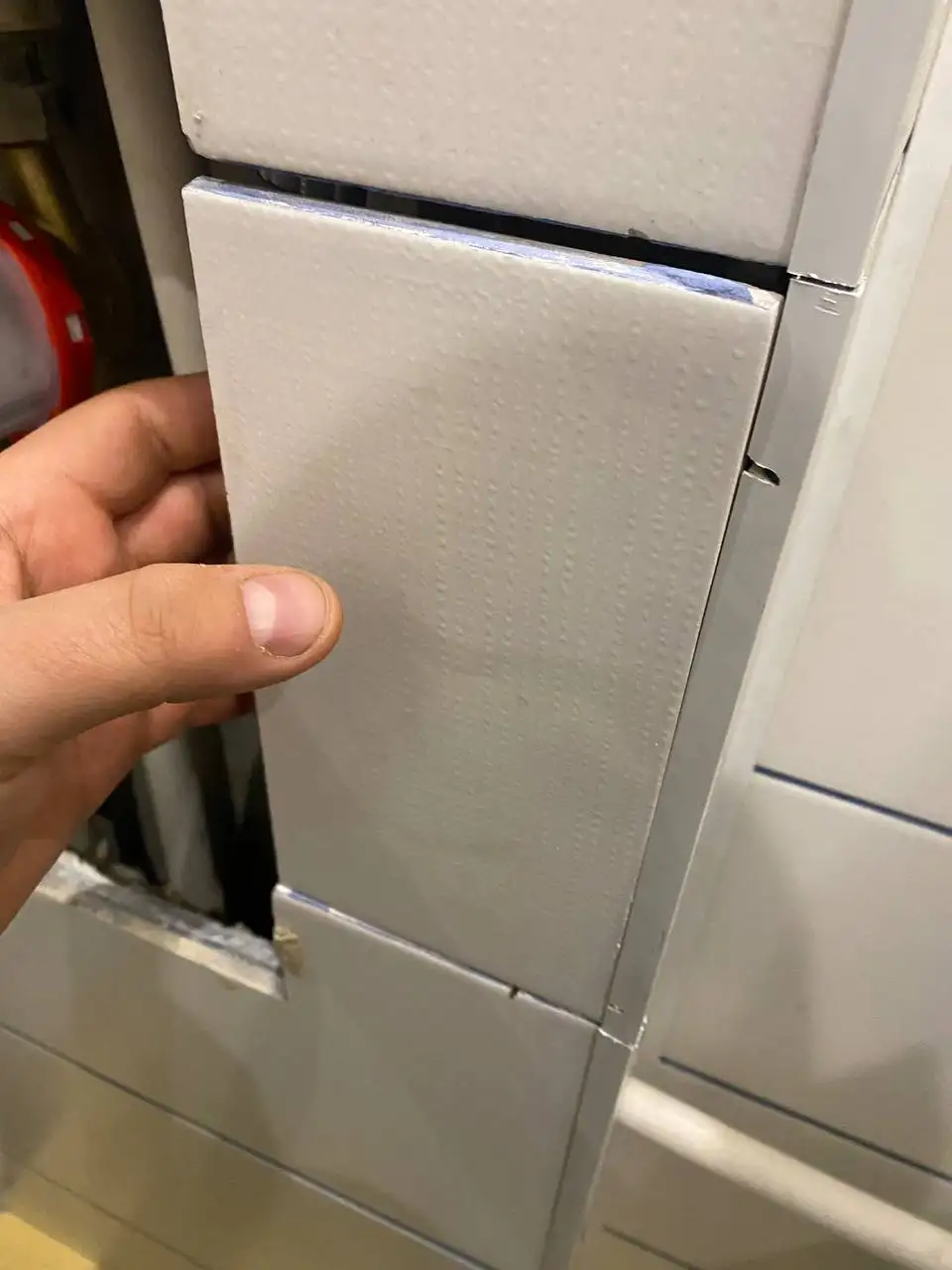 Ремонт дырки с плиткой и пластиком - Ремонтные работы (Услуги) в Уфа