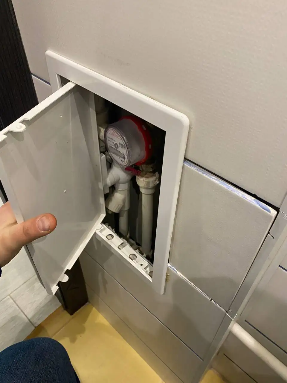 Ремонт дырки с плиткой и пластиком - Ремонтные работы (Услуги) в Уфа