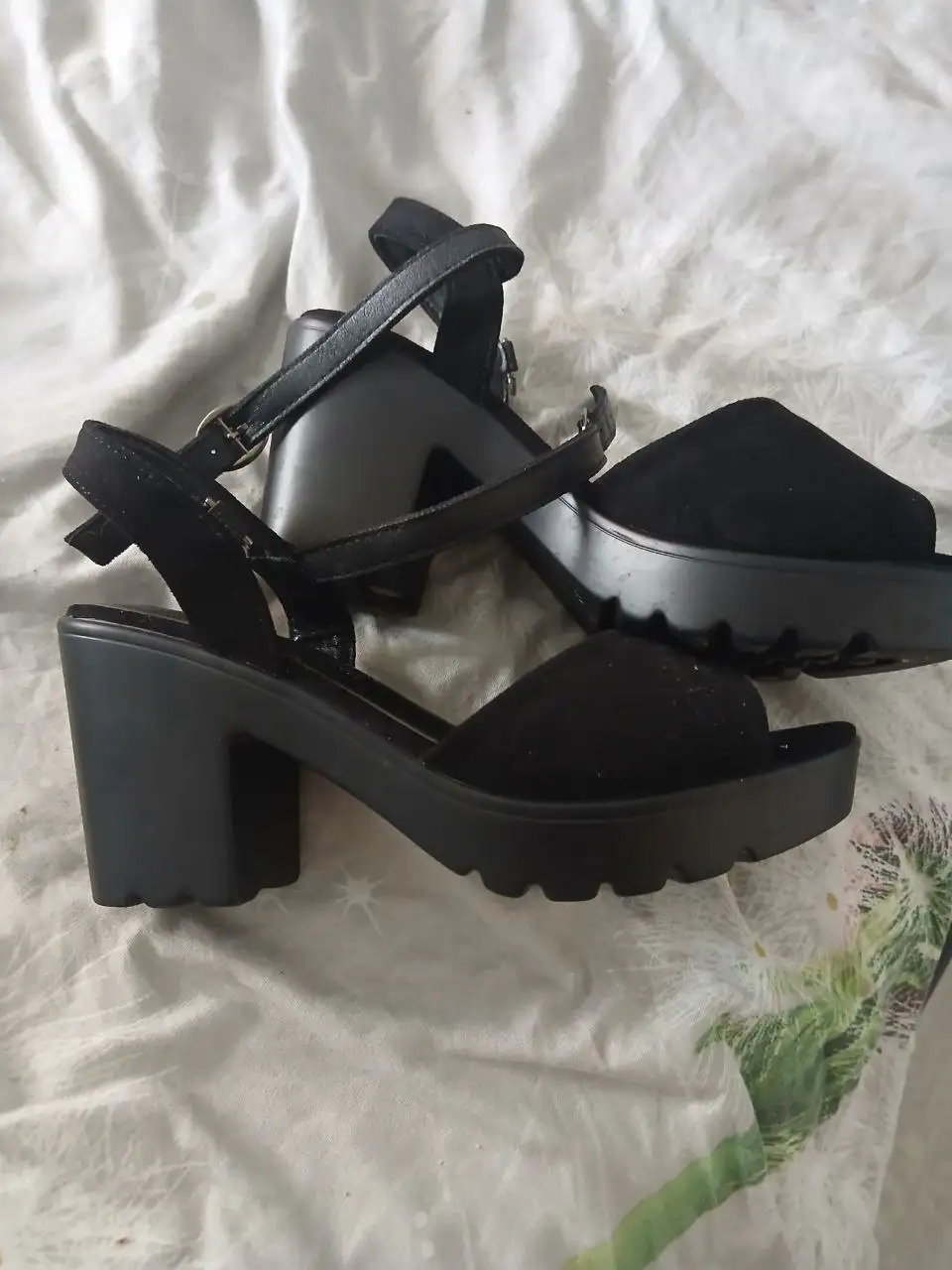 Босоножки и демисезонные сапоги 35 размера - Обувь (Одежда) в Уфа