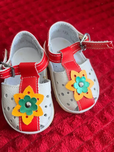 Отдам детские вещи за шоколадку - Питание и кормление в Уфа