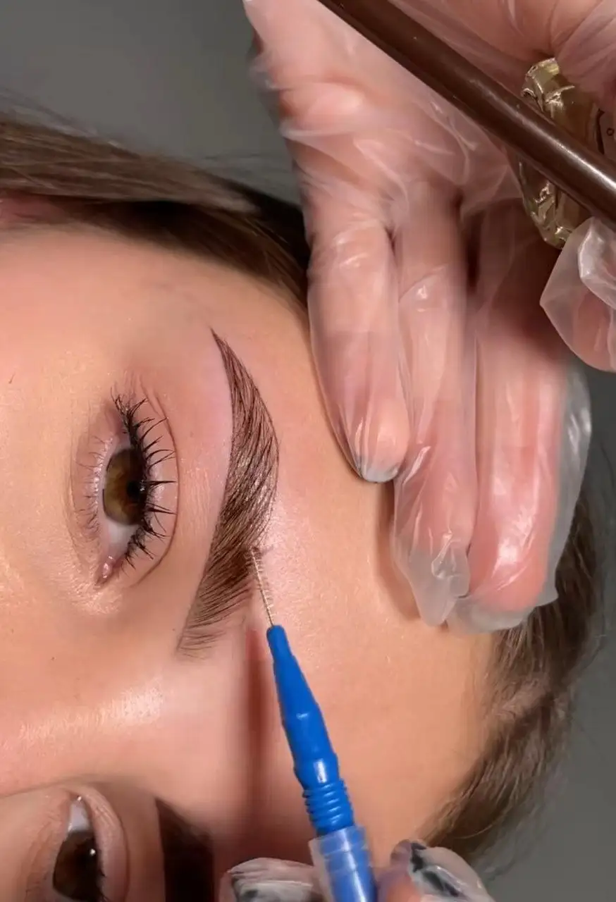 Услуги сертифицированного мастера-бровиста - Красота (Услуги) в Уфа