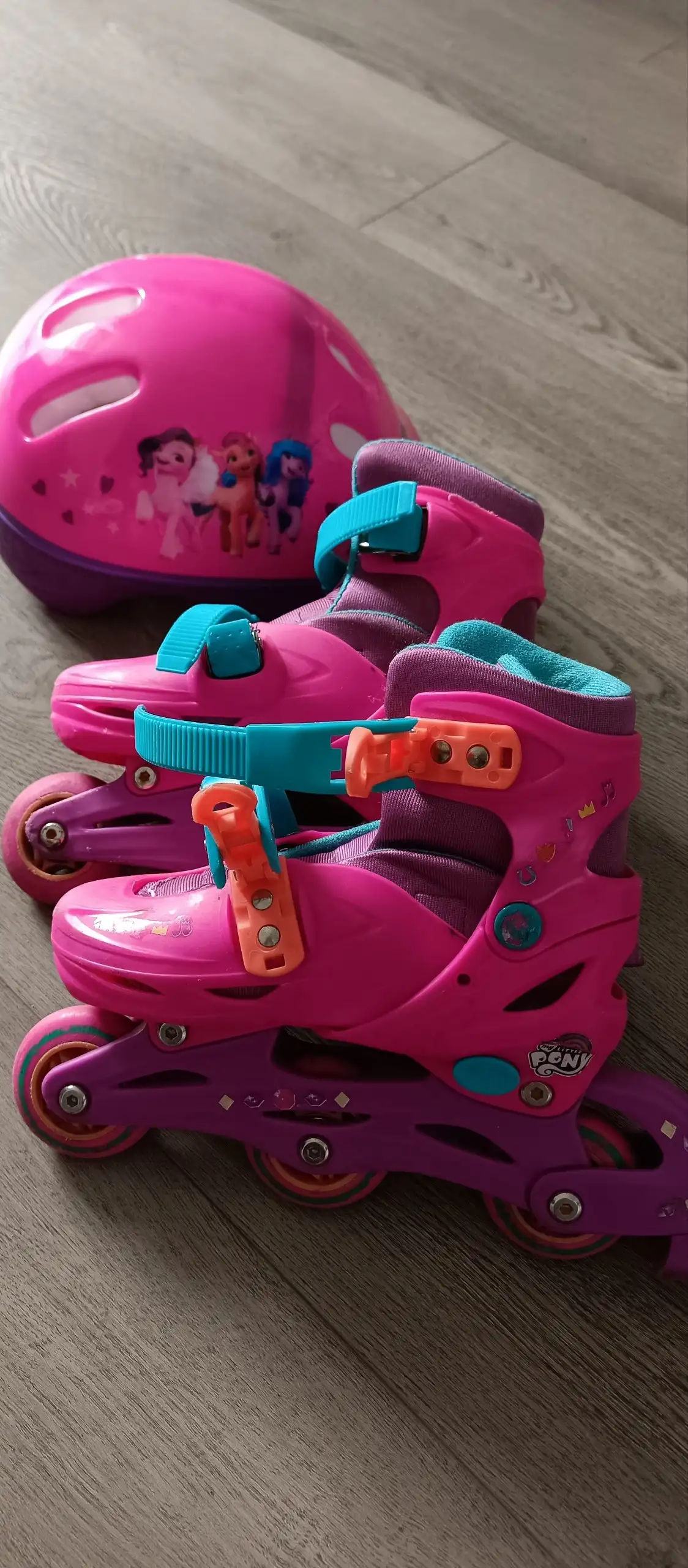 Раздвижные ролики размер 31-34 в хорошем состоянии - Ролики (Хобби и отдых) в Уфа