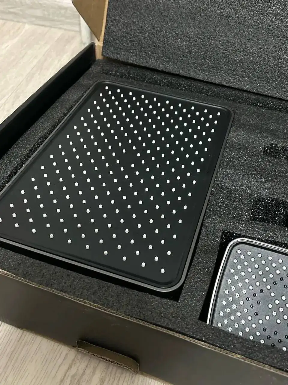 Продажа смесителя и душевой системы в цвете оружейная сталь - Сантехника (Для дома и дачи) в Уфа