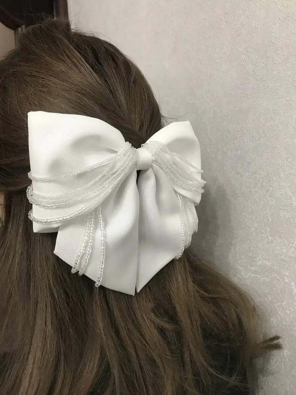 Белый бант для торжественных мероприятий - Барахолка в Уфа