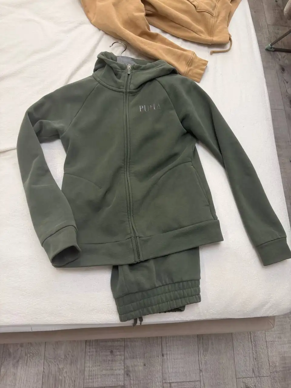 Костюмы Gap и Puma даром - Спортивная одежда (Одежда) в Уфа